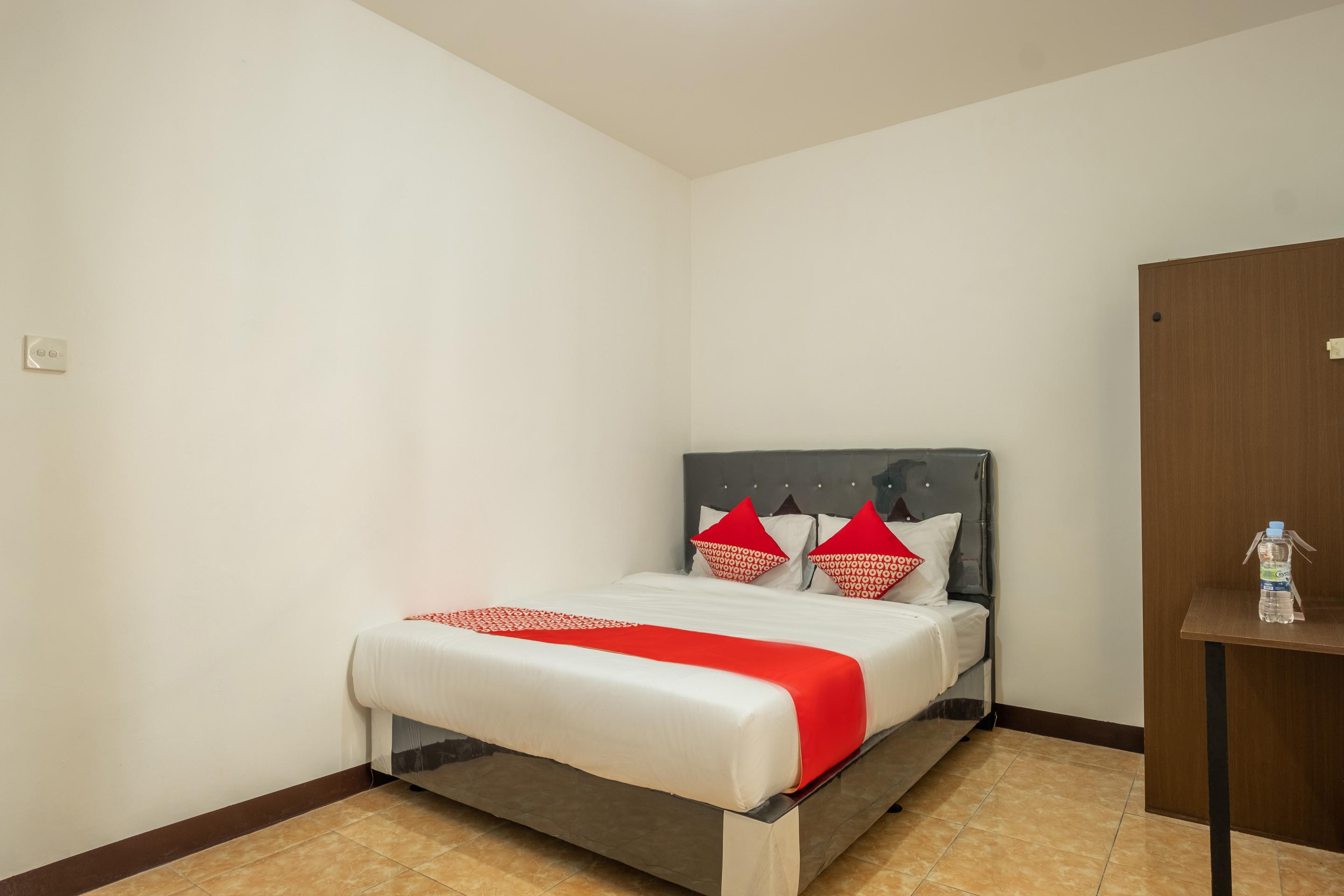 โอโย 1460 อันเยลีร์ เรสซิเดนซ์ Hotel จิเรบอน ภายนอก รูปภาพ