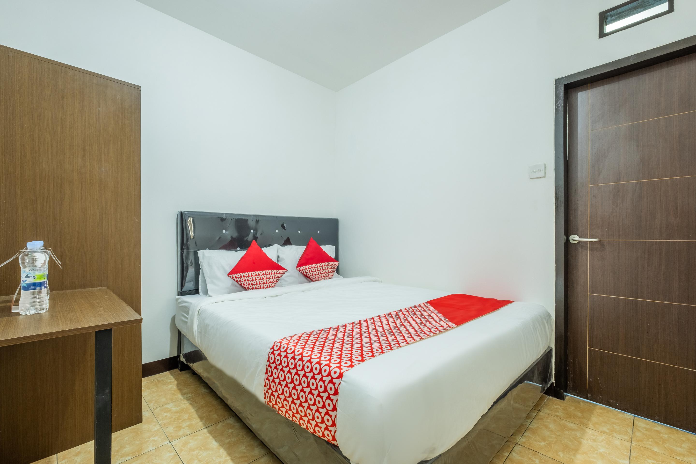 โอโย 1460 อันเยลีร์ เรสซิเดนซ์ Hotel จิเรบอน ภายนอก รูปภาพ