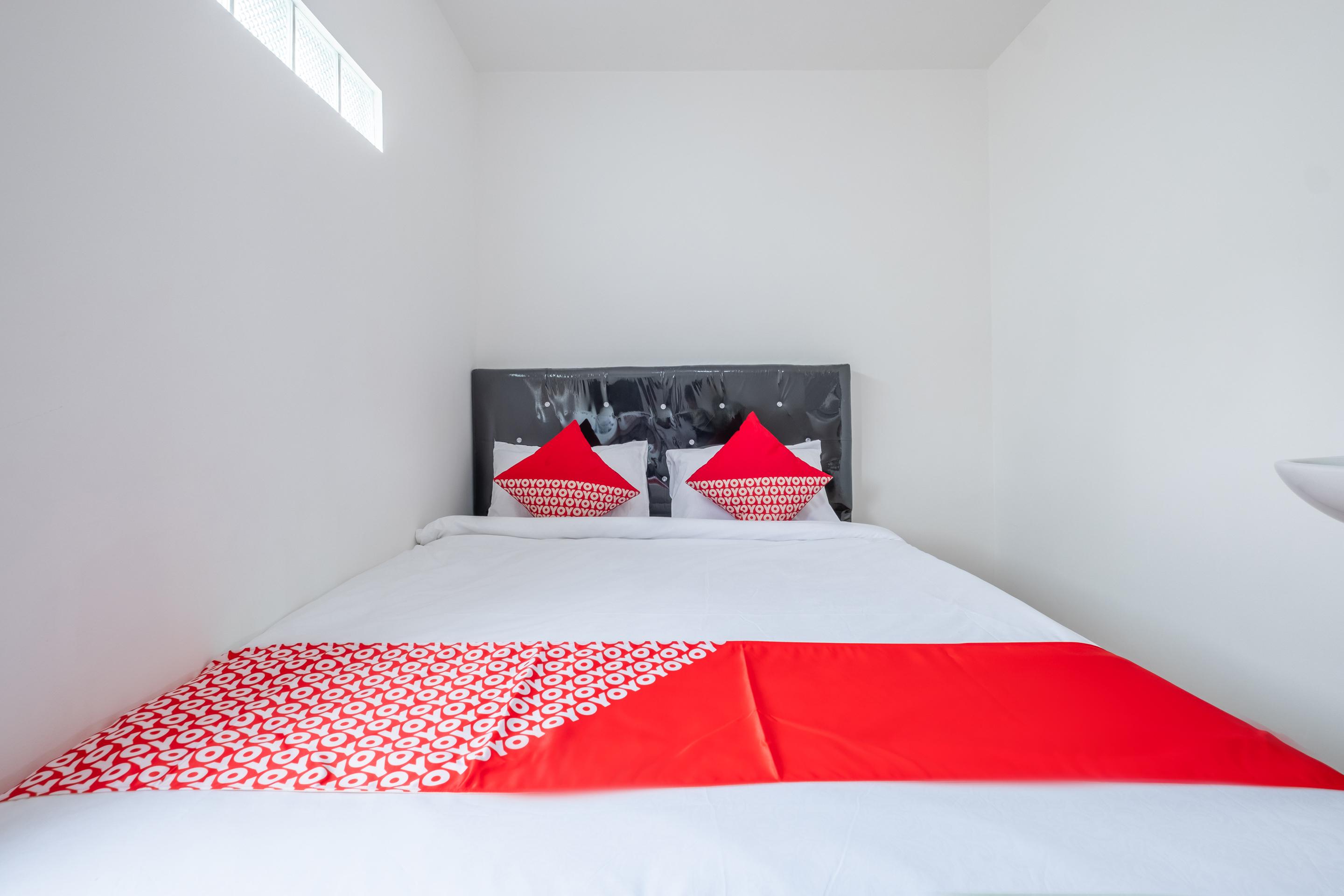 โอโย 1460 อันเยลีร์ เรสซิเดนซ์ Hotel จิเรบอน ภายนอก รูปภาพ
