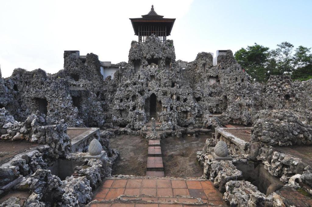 โอโย 1460 อันเยลีร์ เรสซิเดนซ์ Hotel จิเรบอน ภายนอก รูปภาพ